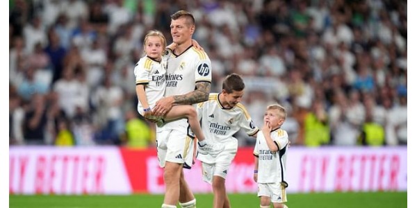 Toni Kroos, de carácter fuerte, se emocionó hasta las lágrimas
